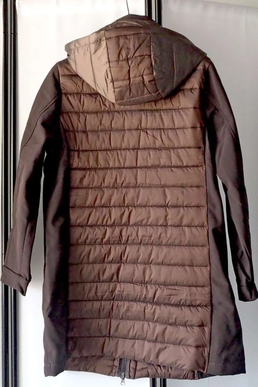 piumino_trapuntato_con_ma_6-1.webp Navigazione Piumino trapuntato con manica Softshell taglie comode Clearance