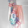 Donna Curvy Stola con fili argentati New